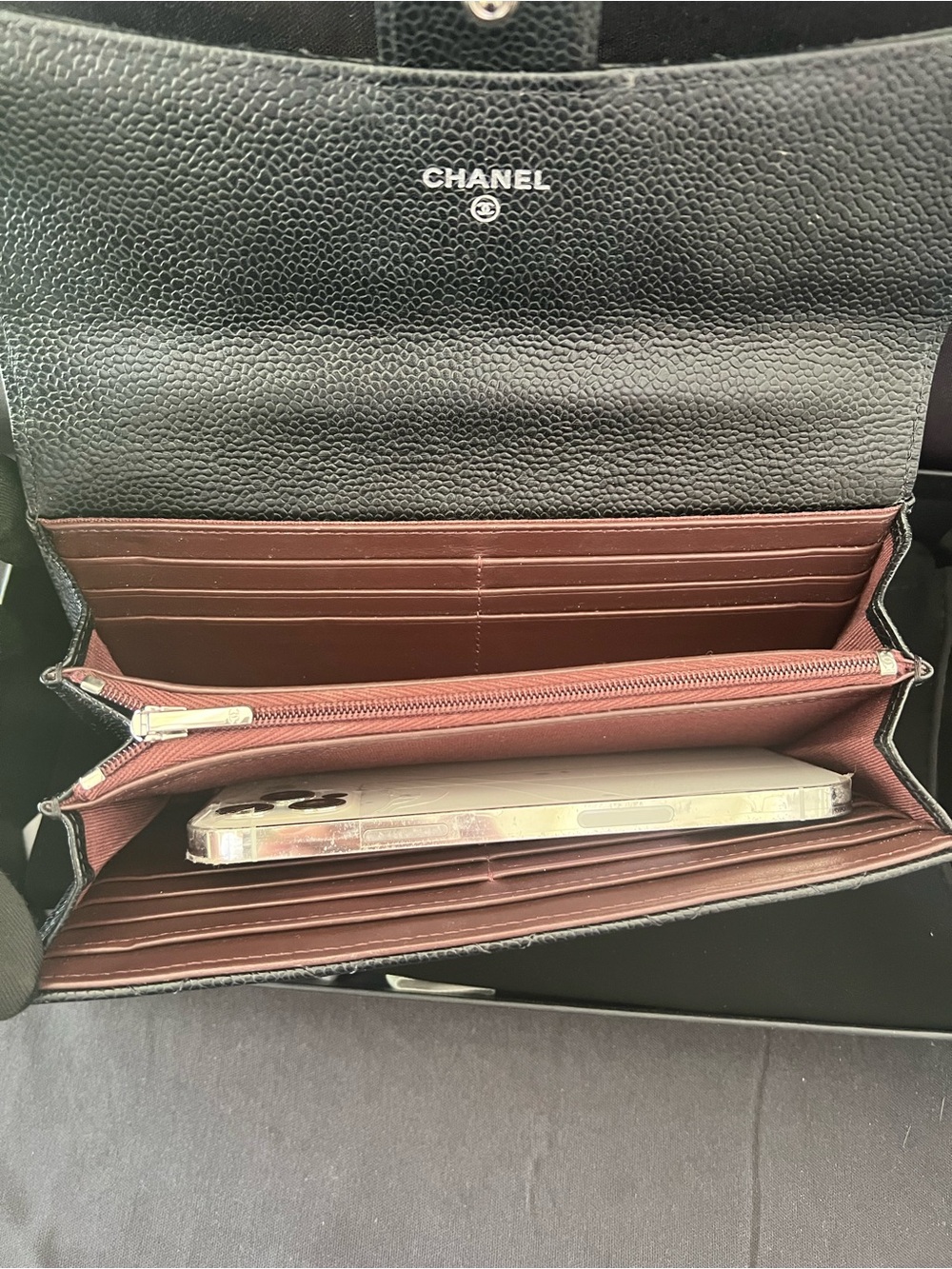 🎁AUTH. CHANEL CAVIAR CLASSIC FLAP  WALLET WITH CHAIN. - Picture 7 of 16